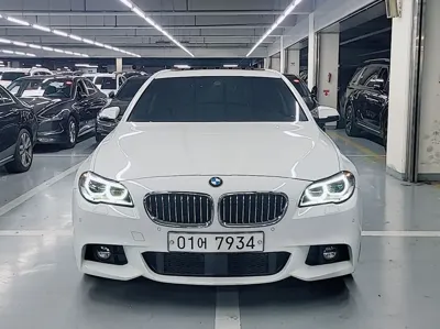 BMW 5-Series 2016, 102971 км, за 11124.06 USD