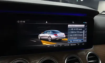 Mercedes-Benz E-Class 2020, 110651 км, за 18708.15 USD - фото 16