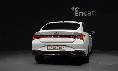 Hyundai Avante 2021, 80758 км, за 10293.17 USD
