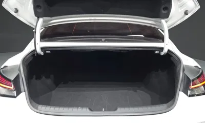 Hyundai Avante 2021, 80758 км, за 10293.17 USD - фото 20