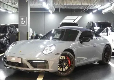 Porsche 911 · 2024 год