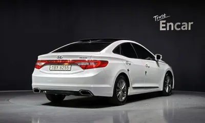 Hyundai Grandeur 2015, 140748 км, за 4294.68 USD