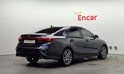 Kia K3 2019, 125639 км, за 6940.78 USD