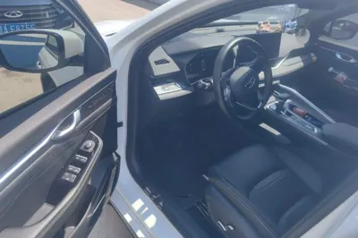Geely Auto Preface 2023, 11000 км, за 12047 USD - фото 19