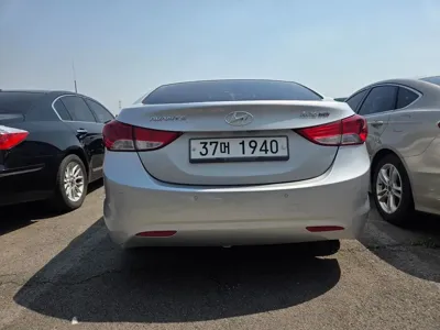 Hyundai Avante 2012, 169968 км, за 2297.49 USD