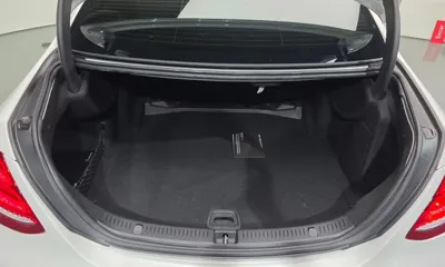 Mercedes-Benz E-Class 2017, 245956 км, за 9846.4 USD - фото 20