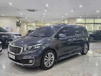 Kia Canival · 2016 год
