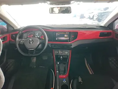Volkswagen Polo 2021, 51500 км, за 7548.41 USD - фото 10