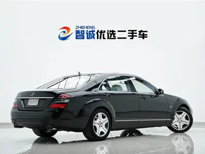Mercedes-Benz S-Class 2008, 55000 км, за 29399.08 USD