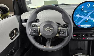 MINI Cooper 2025, 6227 км, за 23268.13 USD - фото 13