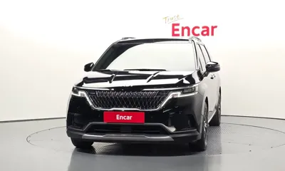 Kia Canival 2023, 137012 км, за 11726.39 USD