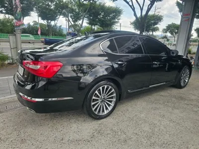 Kia K7 2015, 139288 км, за 3835.4 USD