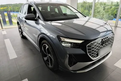 Audi Q4 e-tron 2023, 45300 км, за 20290 USD