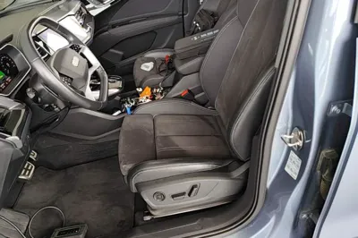 Audi Q4 e-tron 2023, 45300 км, за 20290 USD - фото 16