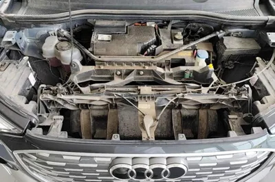 Audi Q4 e-tron 2023, 45300 км, за 20290 USD - фото 23