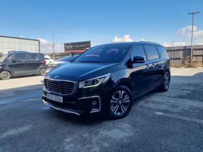 Kia Canival · 2019 год