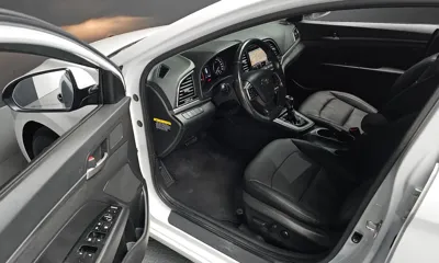 Hyundai Avante 2018, 100804 км, за 4823.26 USD - фото 11