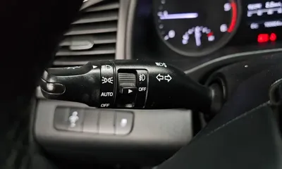 Hyundai Avante 2018, 100804 км, за 4823.26 USD - фото 18