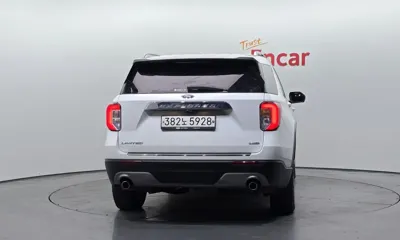 Ford Explorer 2020, 109302 км, за 14271.55 USD