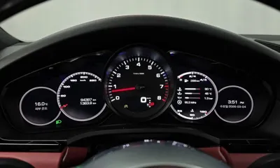 Porsche Cayenne 2020, 94397 км, за 43495.54 USD - фото 8