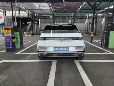 Hyundai Ioniq5 2023, 105701 км, за 18084.85 USD
