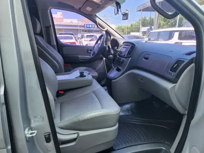 Hyundai Starex 2017, 145709 км, за 6432.98 USD - фото 10