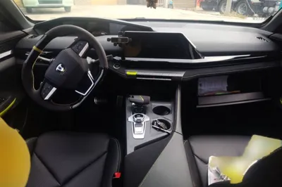 Changan UNI-V