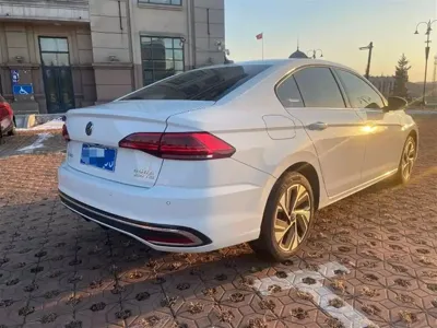Volkswagen Bora 2023, 50000 км, за 11624.26 USD