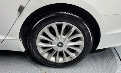 Hyundai Sonata 2015, 120613 км, за 4627.18 USD - фото 21