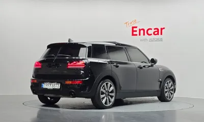 MINI Clubman 2023, 48106 км, за 17112.65 USD