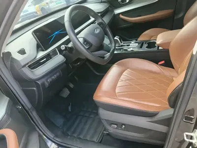 Chery Tiggo 8 Plus 2023, 50500 км, за 9870.59 USD - фото 15