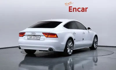 Audi A7 2014, 142961 км, за 5842.2 USD