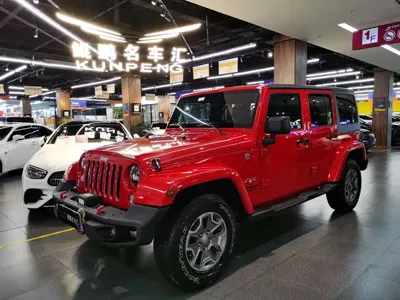 Jeep Wrangler · 2017 год