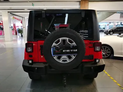 Jeep Wrangler 2017, 56000 км, за 23248.52 USD