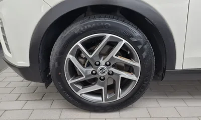 KG_Mobility_Ssangyong TIBOLI 2022, 21996 км, за 9649.47 USD