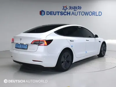 Tesla Model 3 2022, 80263 км, за 21662.07 USD