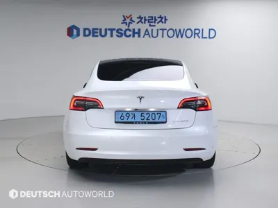 Tesla Model 3 2022, 80263 км, за 21662.07 USD