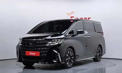 Toyota Alphard · 2024 год
