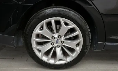 Ford Taurus 2017, 100245 км, за 4266.77 USD