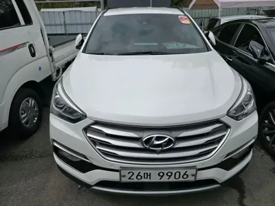 Hyundai Santafe 2016, 185877 км, за 8402.26 USD
