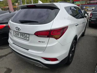 Hyundai Santafe 2016, 185877 км, за 8402.26 USD