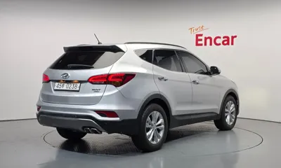 Hyundai Santafe 2017, 165050 км, за 5537.46 USD