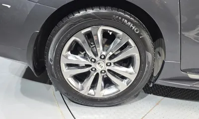 Kia Canival 2017, 86389 км, за 8921.01 USD