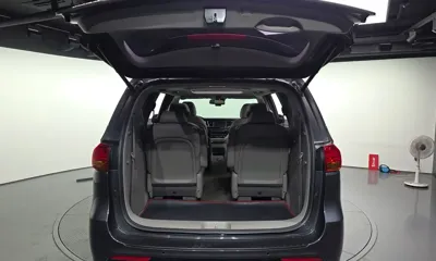 Kia Canival 2017, 86389 км, за 8912.32 USD - фото 20
