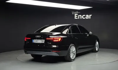 Audi A4 2018, 137442 км, за 11567.96 USD