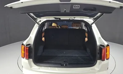 Kia Sorento 2023, 62341 км, за 20511.81 USD - фото 20
