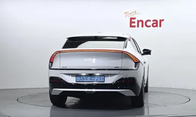 Kia EV6 2023, 71633 км, за 23959.56 USD