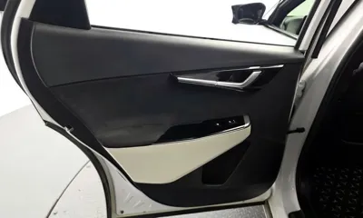 Kia EV6 2023, 71633 км, за 23778.51 USD - фото 25