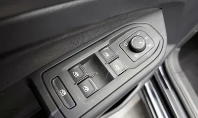 Volkswagen Golf 2022, 63454 км, за 20860.91 USD - фото 14