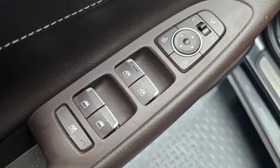 Hyundai Grandeur 2019, 147958 км, за 10906.94 USD - фото 30